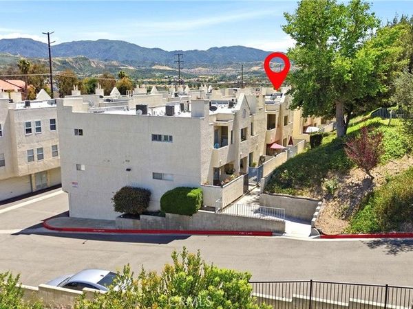 18209 Sierra Highway, Unit 30, Canyon Country, CA 91351