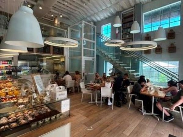 929 Collins Ave , Miami Beach, FL 33139