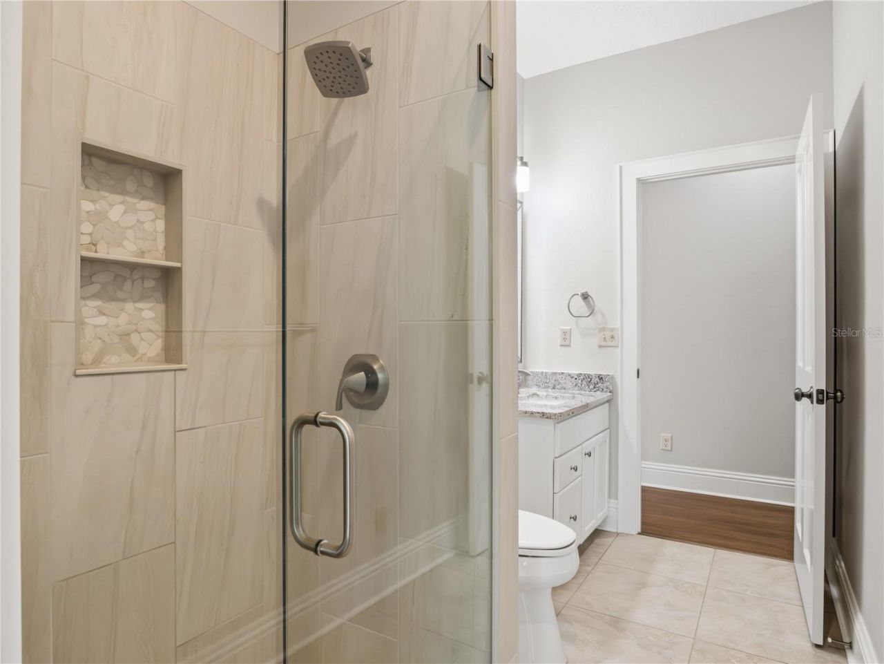 6043 Lake Erie Road, Groveland, FL 34736 Photo