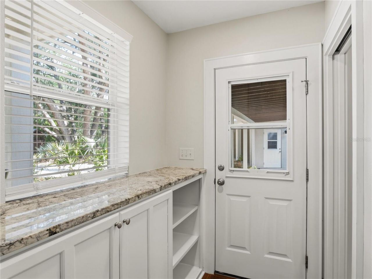 6043 Lake Erie Road, Groveland, FL 34736 Photo