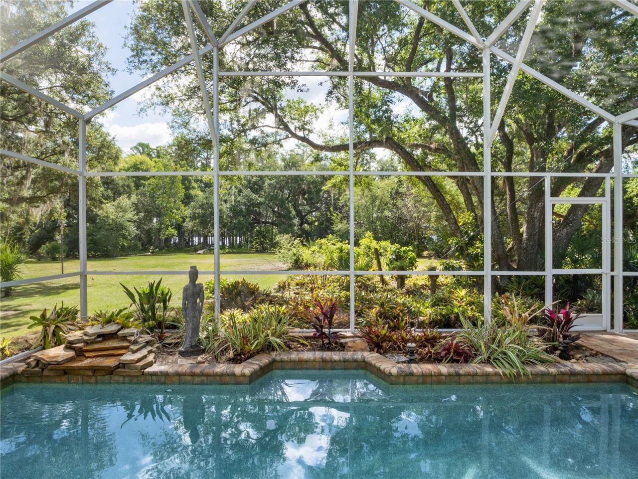 6043 Lake Erie Road, Groveland, FL 34736 Photo