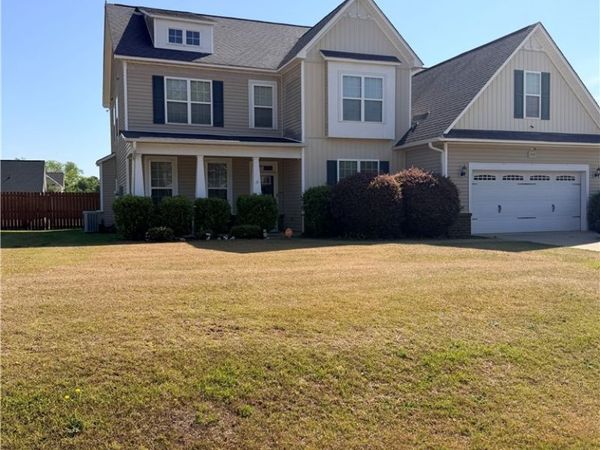 940 Pecan Grove Loop, Hope Mills, NC 28348