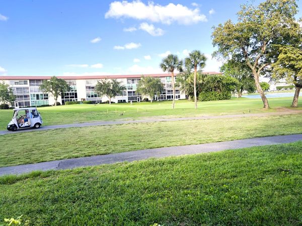 2902 Victoria Circle, Unit A1, Coconut Creek, FL 33066
