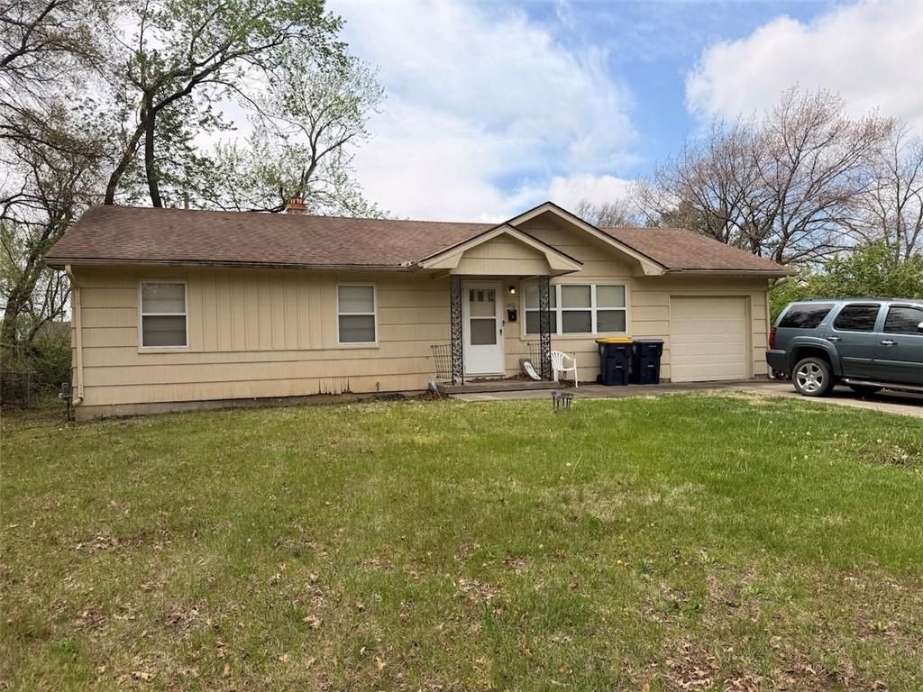 4603 E 114th Terrace, Kansas City, MO 64137 Main Photo