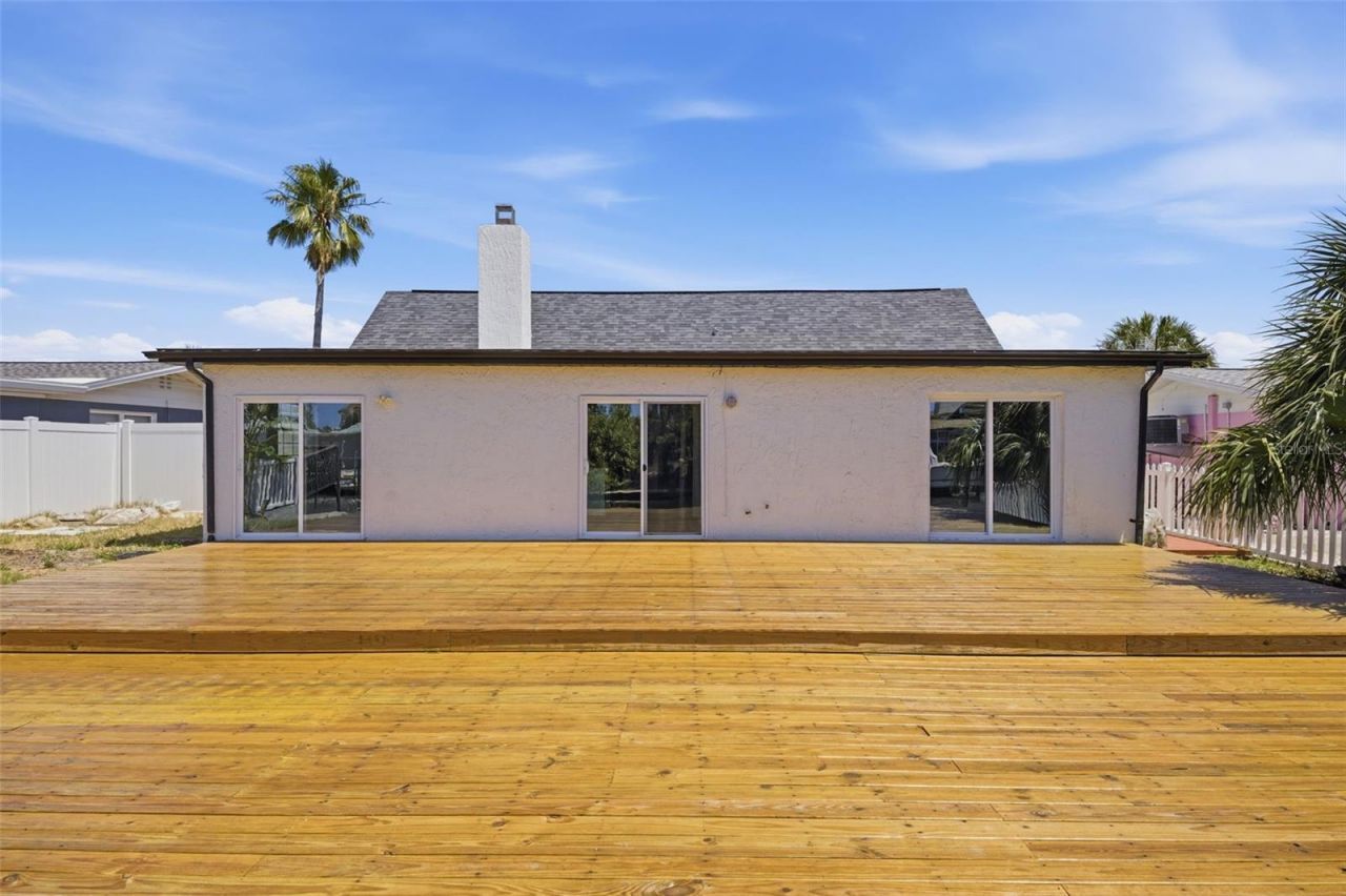 13615 Garris Drive , Hudson, FL 34667 Photo