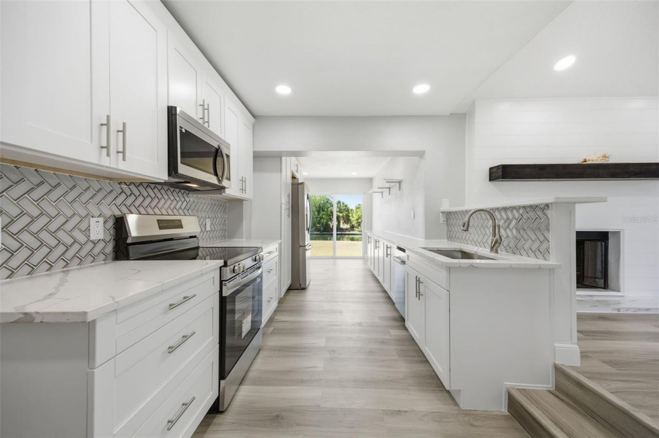 13615 Garris Drive , Hudson, FL 34667 Photo