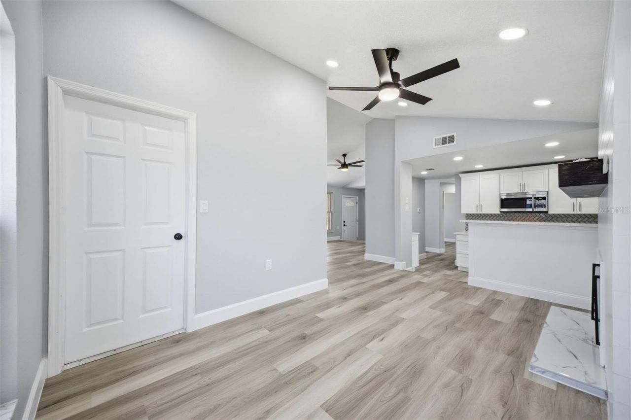 13615 Garris Drive , Hudson, FL 34667 Photo