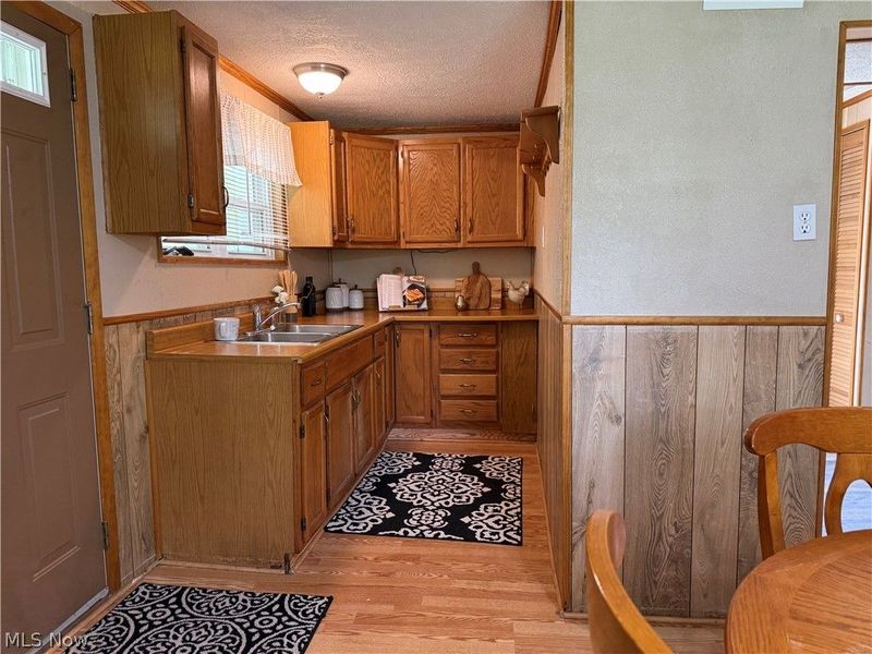 2261 6th Street, Mc Donald, OH 44437 Photo 32