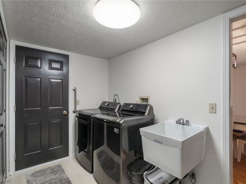 119 Ambleside Way, Amherst, OH 44001 Photo 27