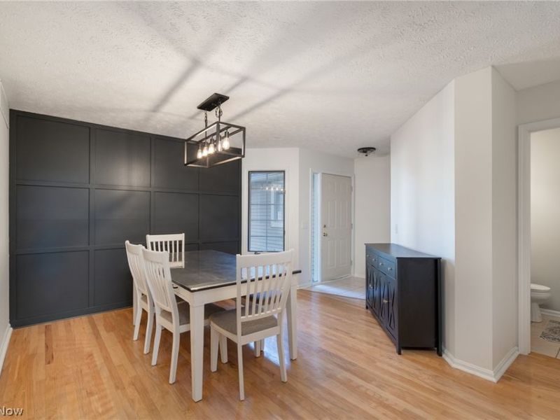 119 Ambleside Way, Amherst, OH 44001 Photo 7