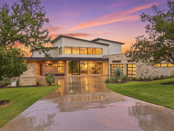 814 The Trails PKWY, Horseshoe Bay, TX 78657