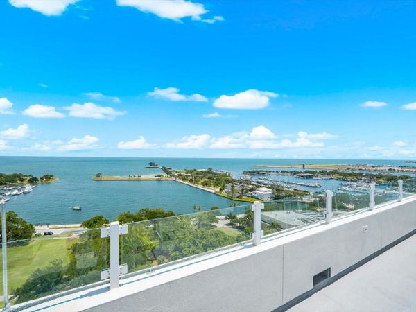176 4TH AVENUE NE, Unit 201, ST PETERSBURG, FL 33701