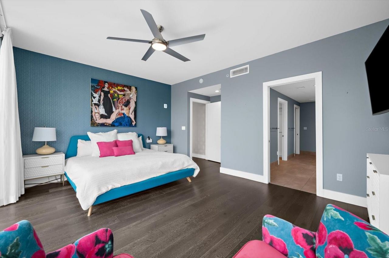 176 4th Avenue Ne, Unit 201, Saint Petersburg, FL 33701 Photo