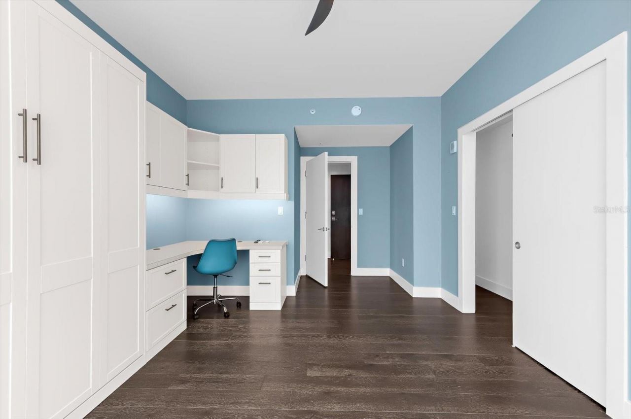 176 4th Avenue Ne, Unit 201, Saint Petersburg, FL 33701 Photo