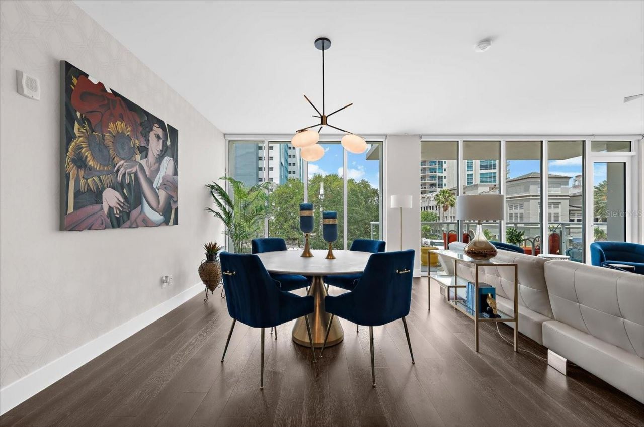 176 4th Avenue Ne, Unit 201, Saint Petersburg, FL 33701 Photo