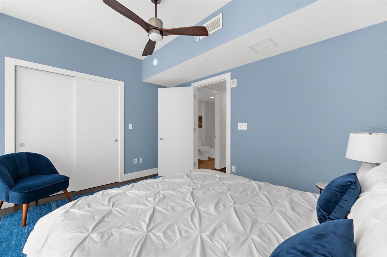 176 4th Avenue Ne, Unit 201, Saint Petersburg, FL 33701 Photo