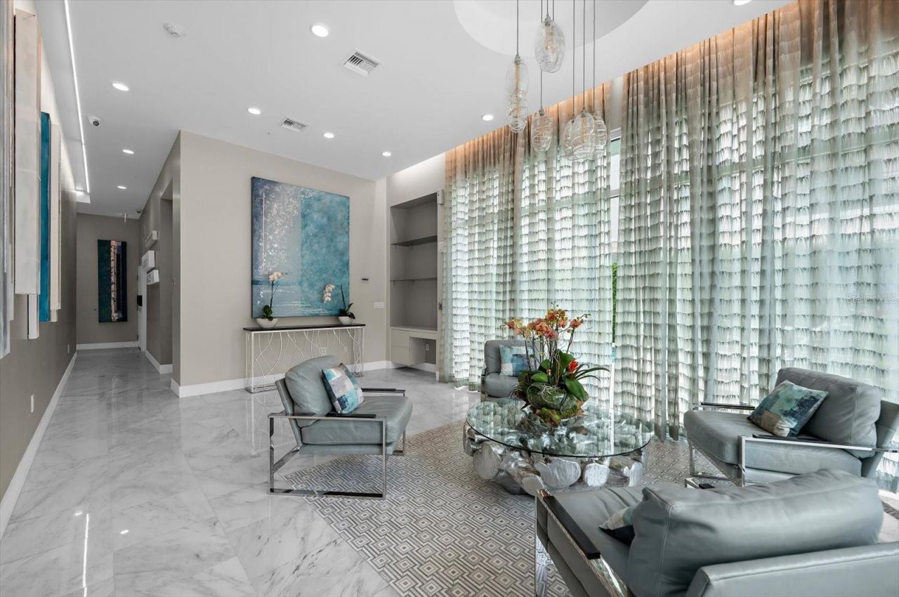 176 4th Avenue Ne, Unit 201, Saint Petersburg, FL 33701 Photo