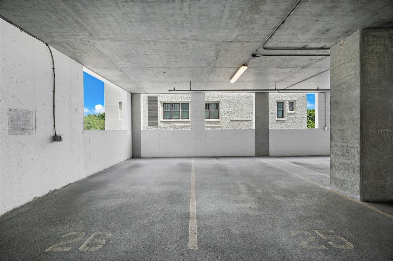 176 4th Avenue Ne, Unit 201, Saint Petersburg, FL 33701 Photo