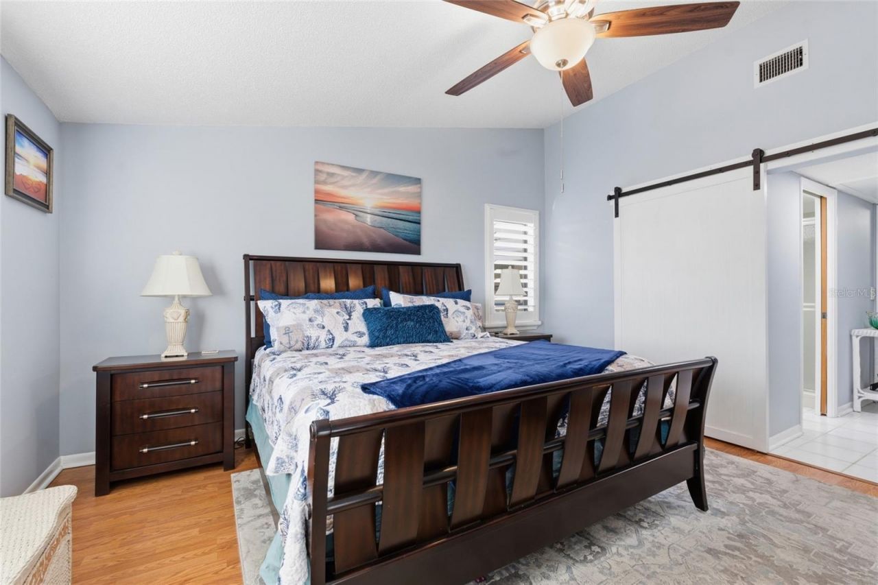 11650 Capri Circle S, Unit 204, Treasure Island, FL 33706 Photo