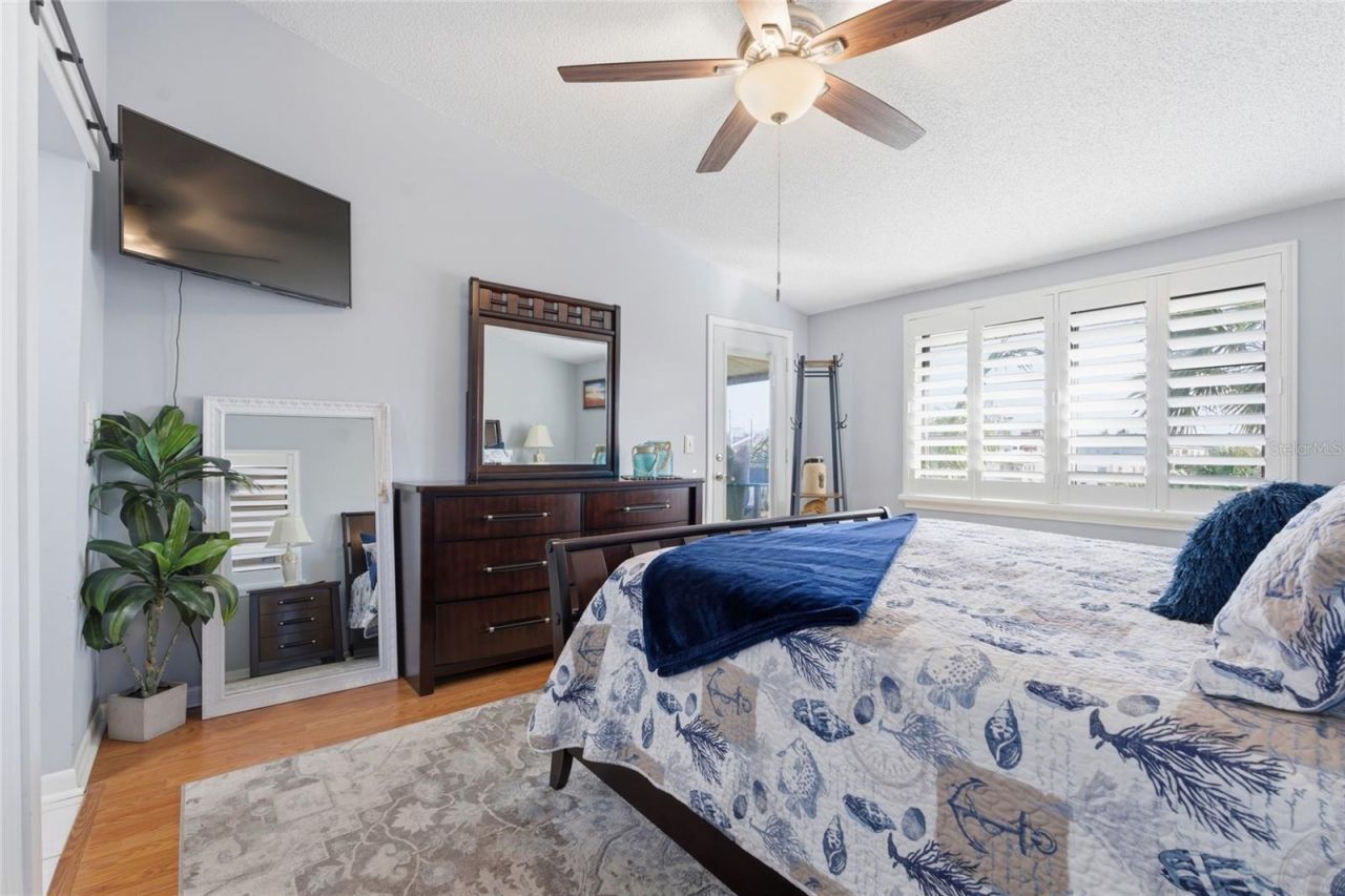 11650 Capri Circle S, Unit 204, Treasure Island, FL 33706 Photo