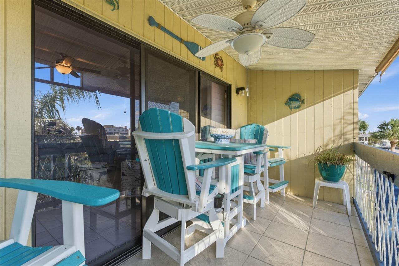 11650 Capri Circle S, Unit 204, Treasure Island, FL 33706 Photo