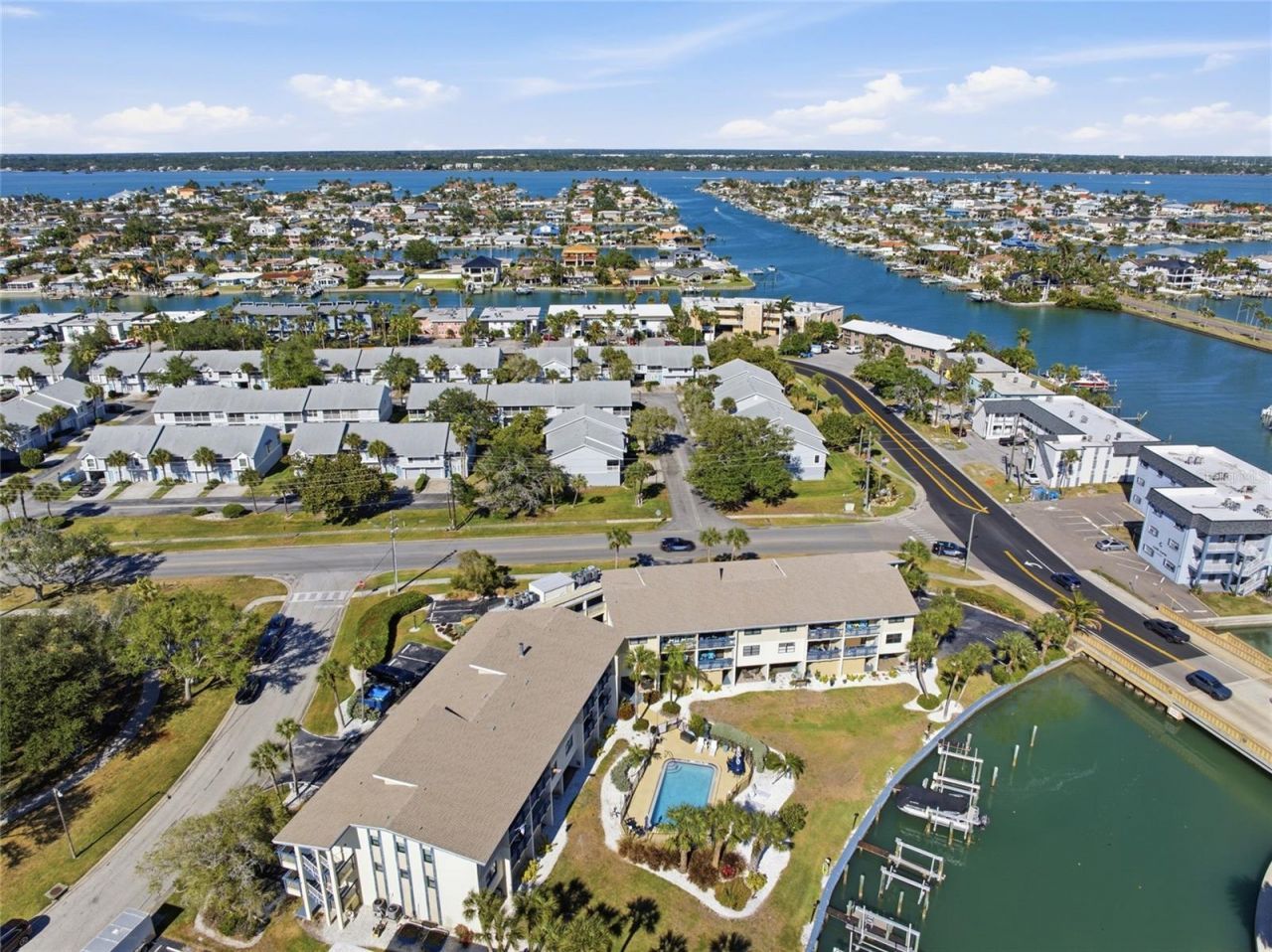 11650 Capri Circle S, Unit 204, Treasure Island, FL 33706 Photo