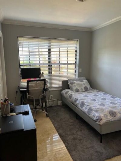 5880 NE 22nd Avenue, Fort Lauderdale, FL 33308 Photo