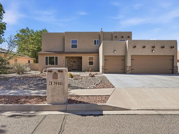3940 Augusta Drive SE, Rio Rancho, NM 87124