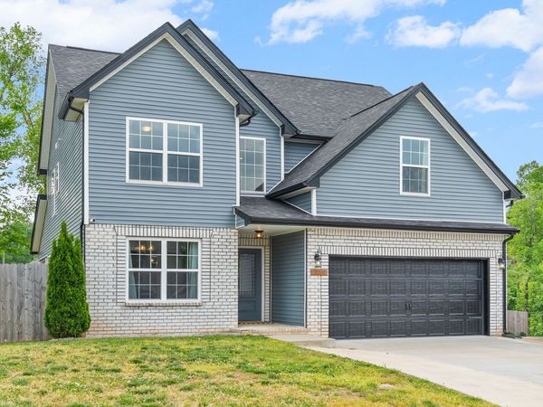 1159 Governors Run, Clarksville, TN 37042