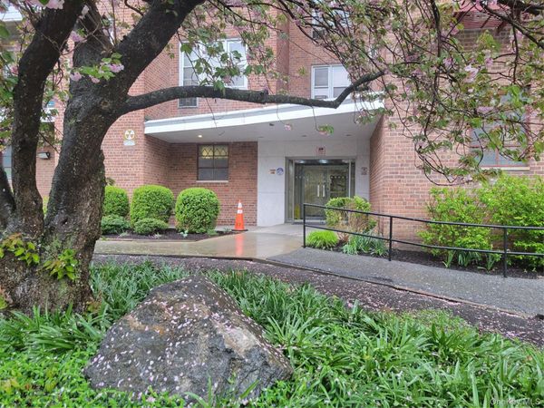 245 Rumsey Road , Unit 7B, Yonkers, NY 10701