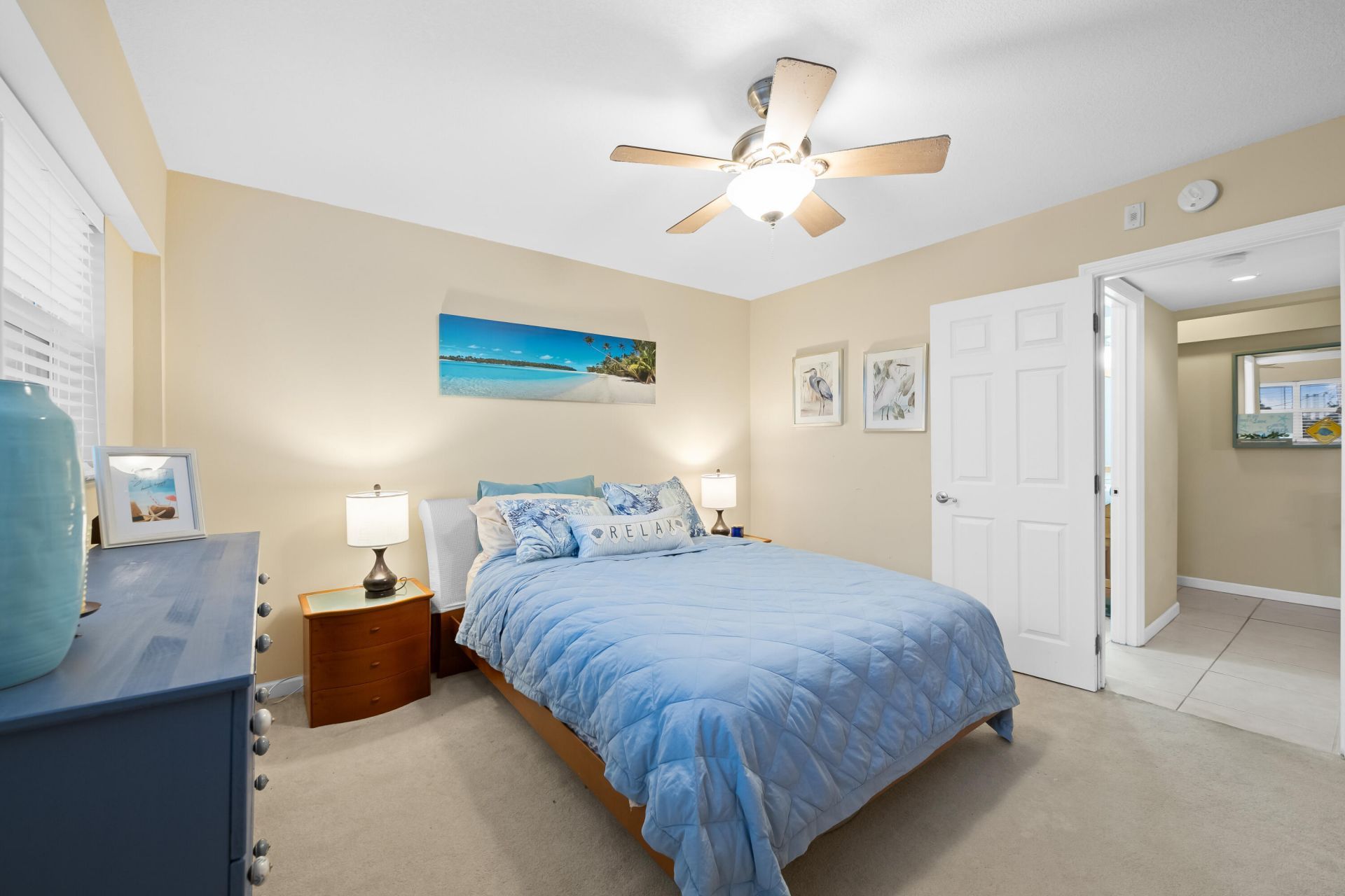 95 N Birch Road, Unit 304, Fort Lauderdale, FL 33304 Photo