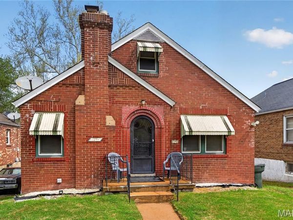 6331 Saloma Avenue , St Louis, MO 63136