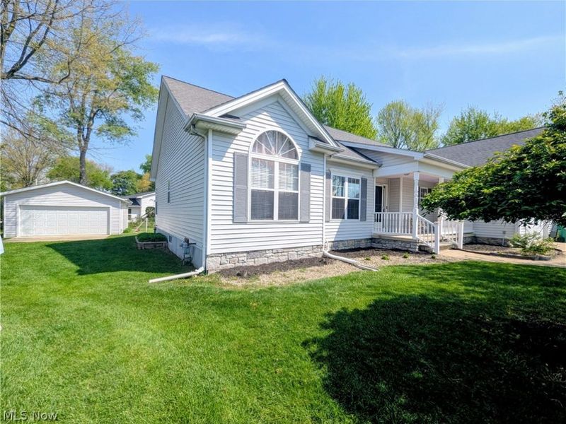 189 Sandstone Drive, Painesville Township, OH 44077 Photo 4