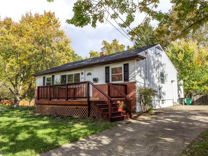 4155 Burton Drive, Stow, OH 44224 Photo 3