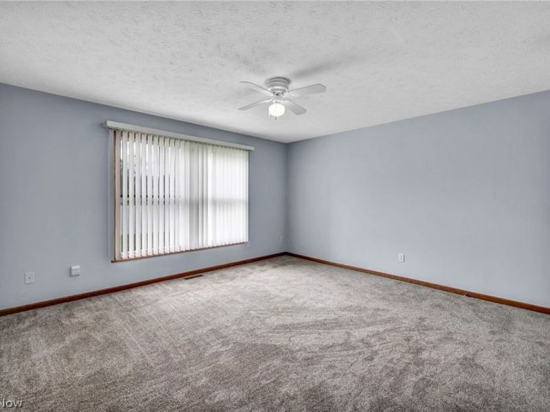 134 Stonehedge Drive, Elyria, OH 44035 Photo 30