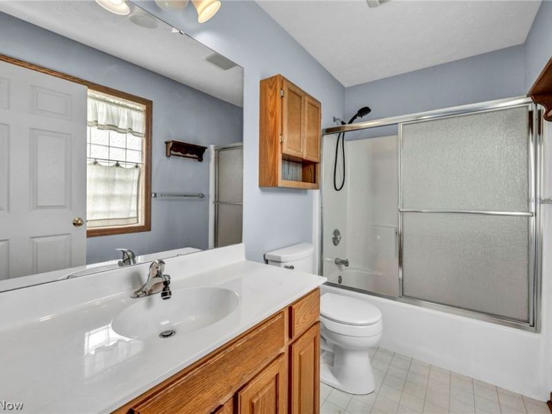 134 Stonehedge Drive, Elyria, OH 44035 Photo 32