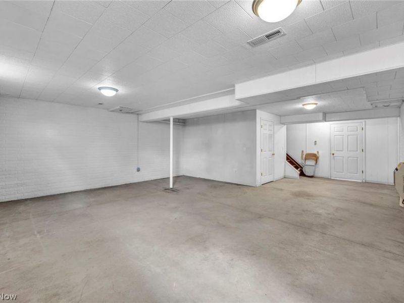 134 Stonehedge Drive, Elyria, OH 44035 Photo 35