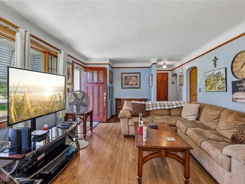 483 Som Center Road, Mayfield Village, OH 44143 Photo 10