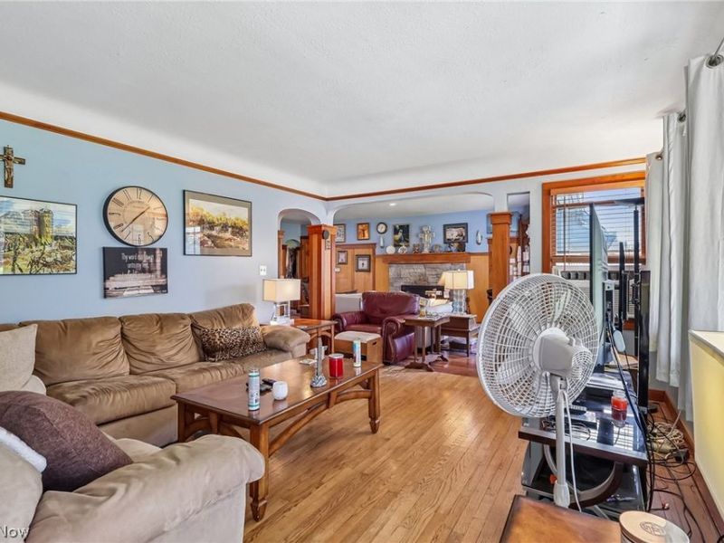 483 Som Center Road, Mayfield Village, OH 44143 Photo 11