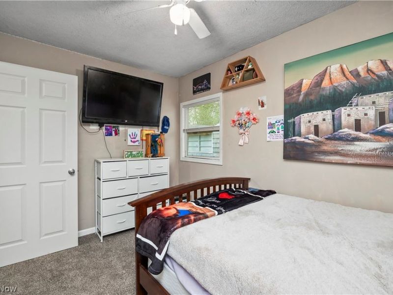 571 Hilliard Road, Elyria, OH 44035 Photo 15