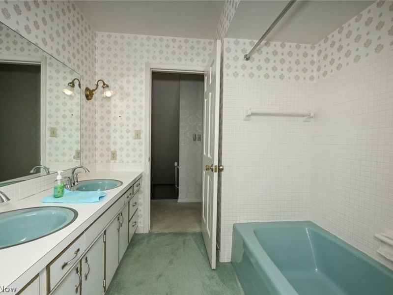 365 Sand Run Road, Akron, OH 44313 Photo 15