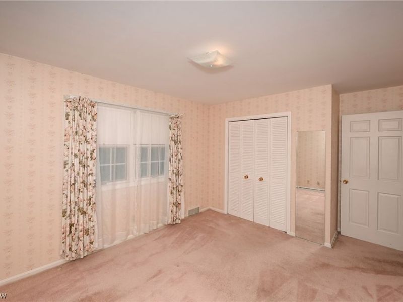 365 Sand Run Road, Akron, OH 44313 Photo 18