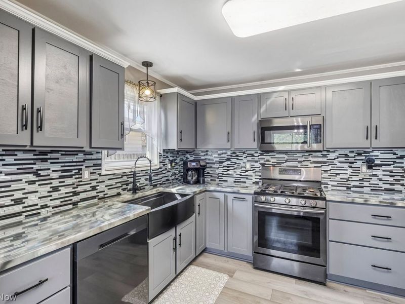 3126 Marioncliff Drive, Parma, OH 44134 Photo 14