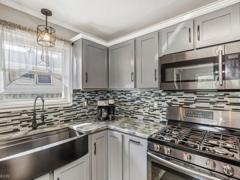 3126 Marioncliff Drive, Parma, OH 44134 Photo 16