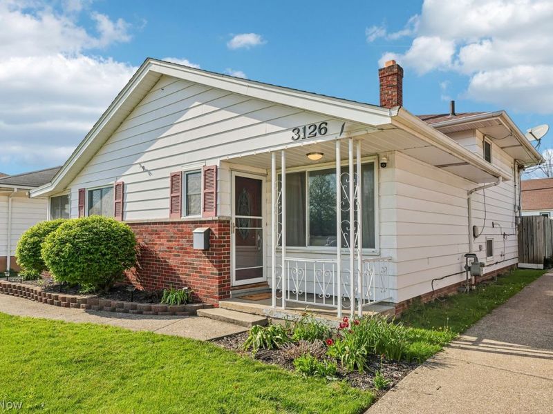 3126 Marioncliff Drive, Parma, OH 44134 Photo 2