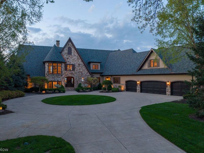 13717 W Lake Road, Vermilion, OH 44089 Photo 1