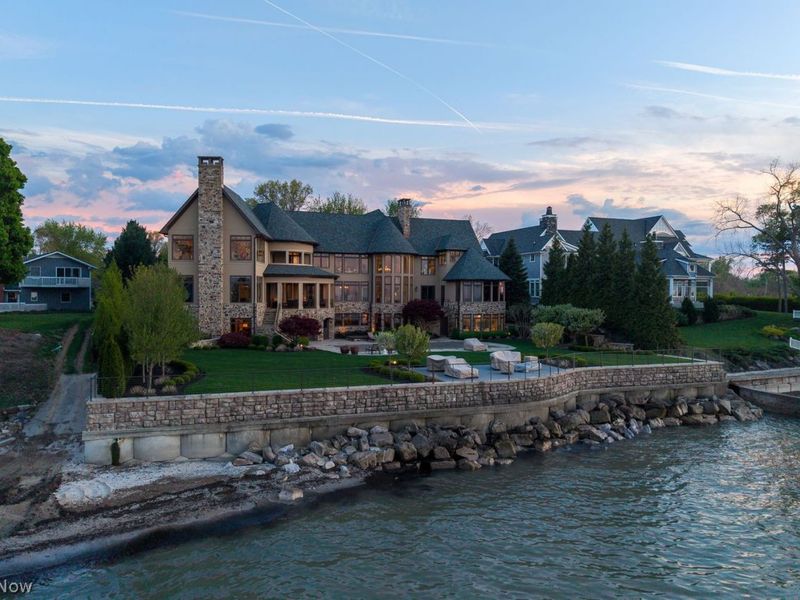 13717 W Lake Road, Vermilion, OH 44089 Photo 10