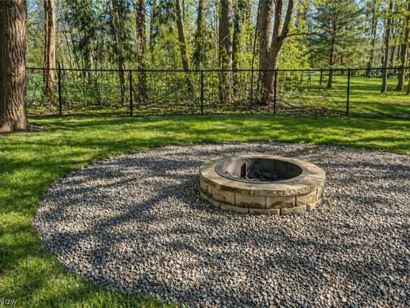 197 Miles Road, Chagrin Falls, OH 44022 Photo 23
