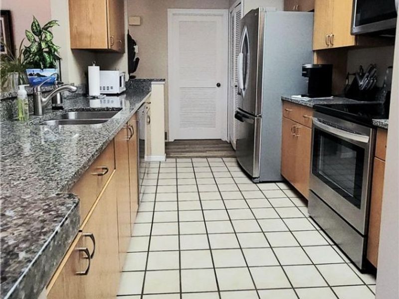 4475 Marin Harbor, Unit H, Port Clinton, OH 43452 Photo 19