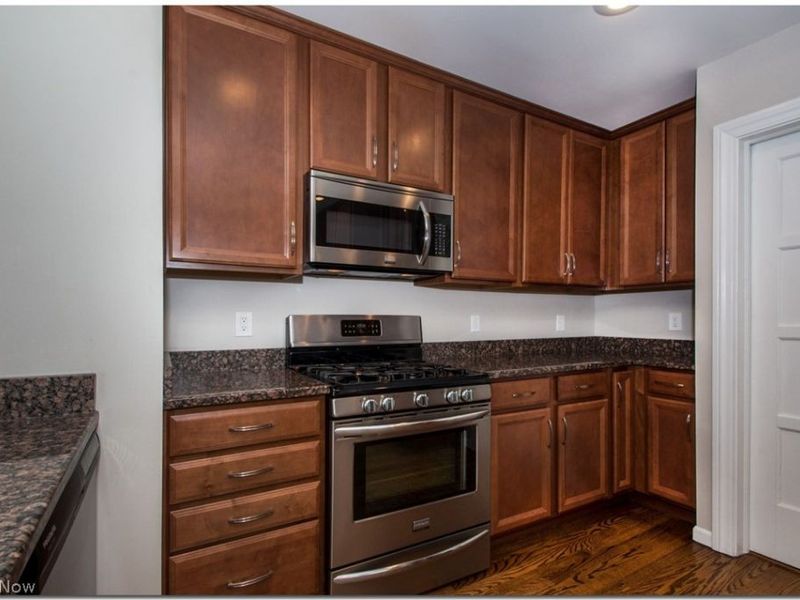 2472 E 126th Street, Unit 1, Cleveland, OH 44120 Photo 8